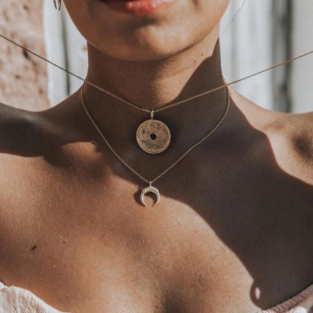 2 piece necklace layered
